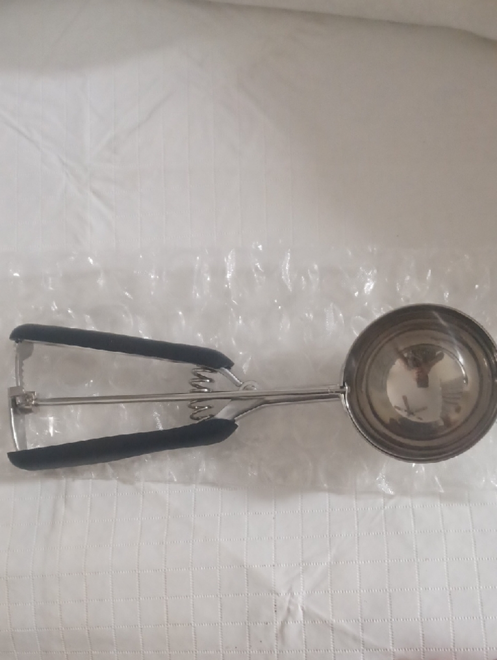 METAL ICE CREAM SCOOPER